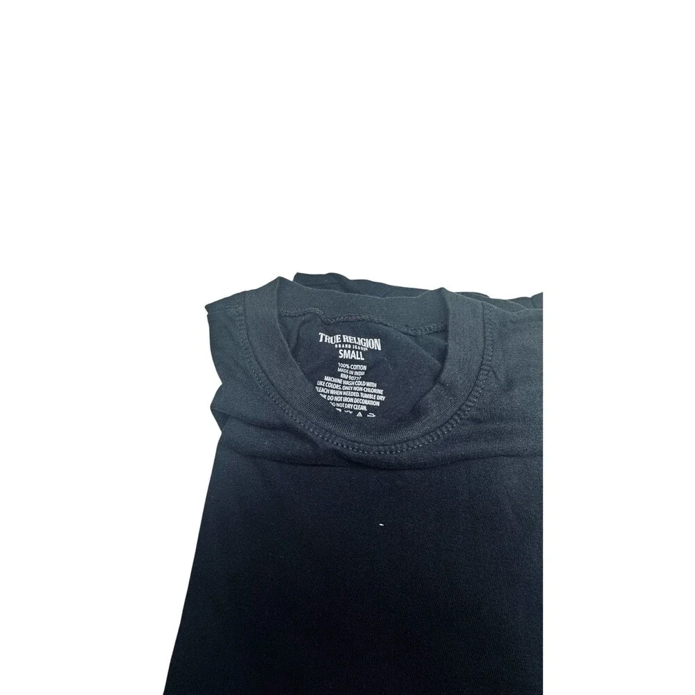 8 Men’s Assorted Apparel: True Religion Tees [4]& Wonderwear Boxers[4]